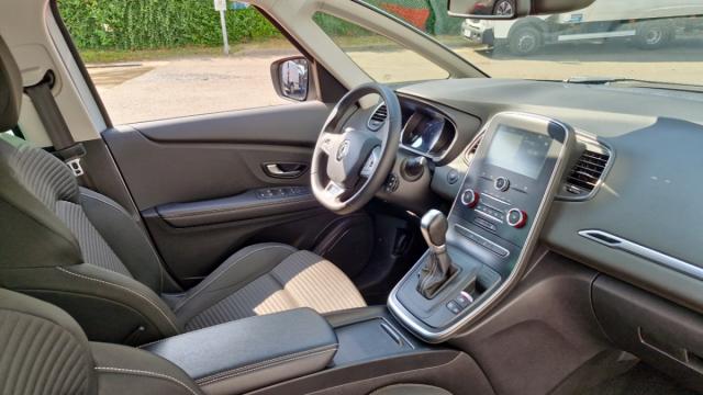 Renault Grand Scénic image 6