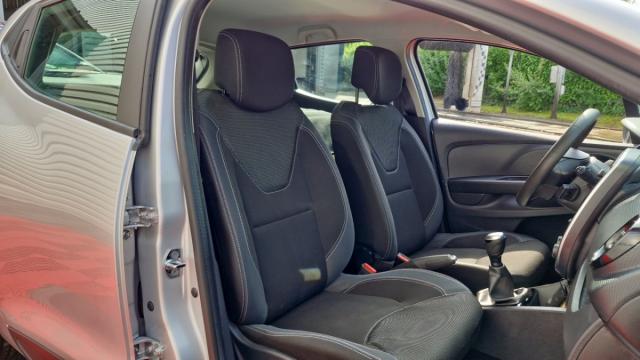 Renault Clio image 6