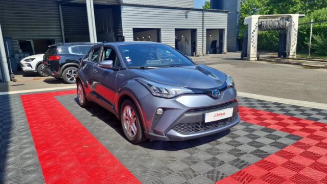 Toyota C-Hr image 8
