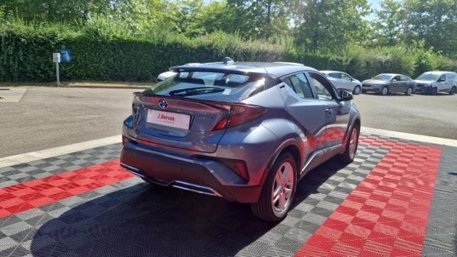 Toyota C-Hr image 2