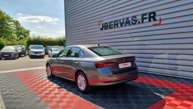 Skoda Octavia image 9