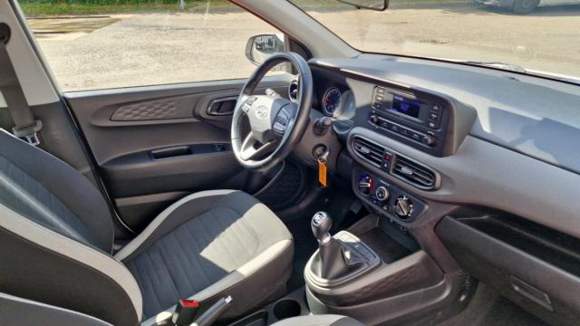 Hyundai I10 image 9