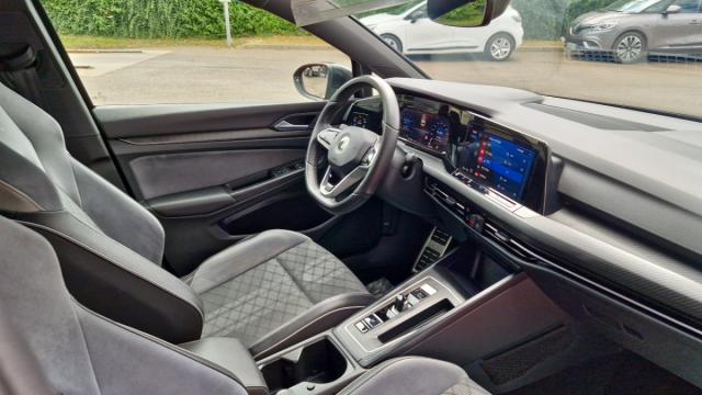 Volkswagen Golf image 9