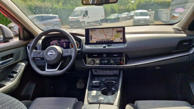 Nissan X-Trail image 1