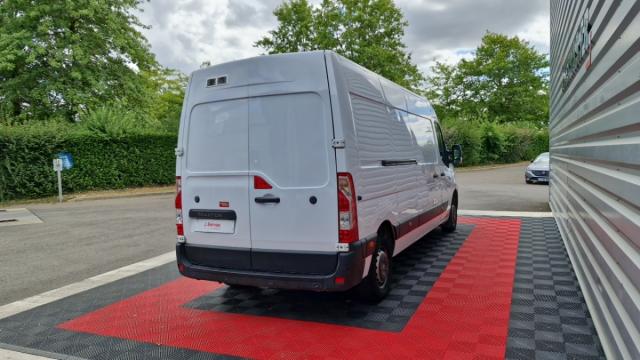 Renault Master image 2