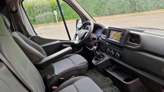 Renault Master image 6
