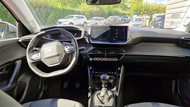 Peugeot 2008 image 9