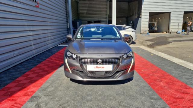 Peugeot 208 image 6
