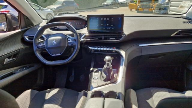 Peugeot 3008 image 7