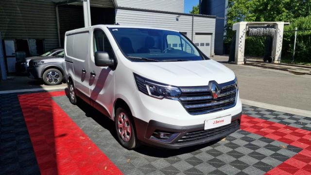 Renault Trafic image 7