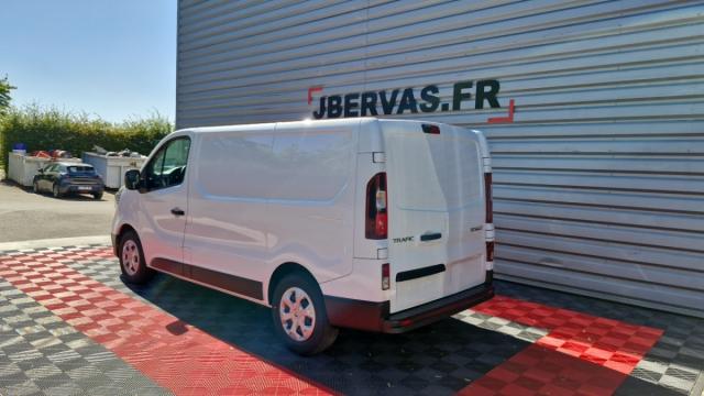 Renault Trafic image 1
