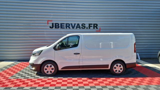 Renault Trafic image 9