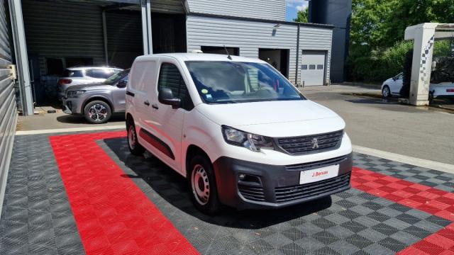 Peugeot Partner image 2