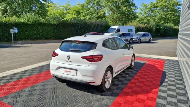 Renault Clio image 2