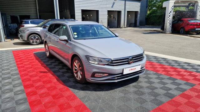 Volkswagen Passat Sw image 3
