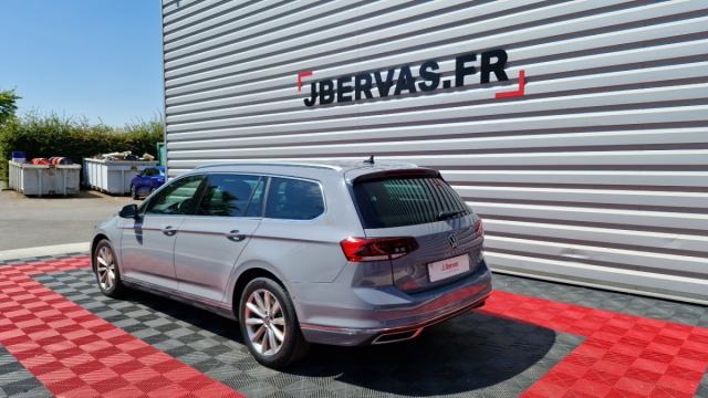 Volkswagen Passat Sw image 5