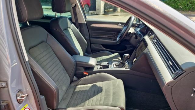 Volkswagen Passat Sw image 7