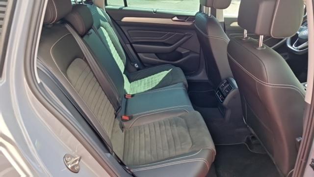 Volkswagen Passat Sw image 9