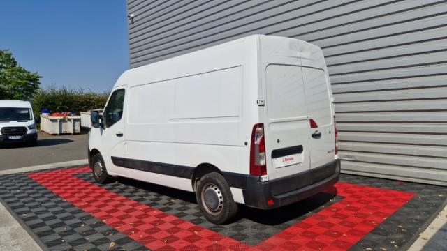 Renault Master image 2