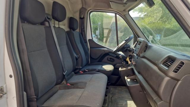 Renault Master image 6