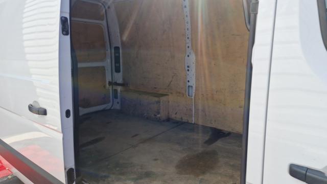 Renault Master image 9