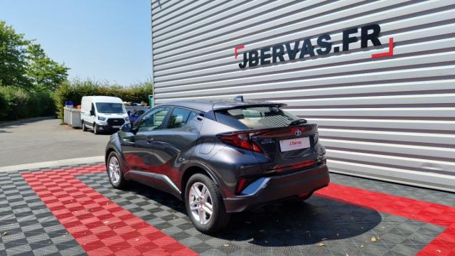 Toyota C-Hr image 2