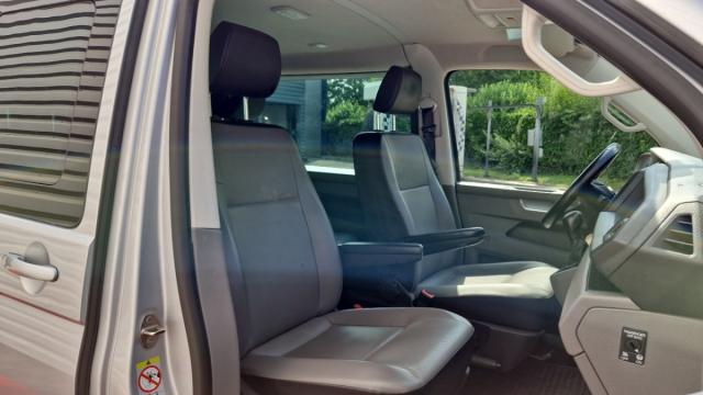 Volkswagen Transporter image 2