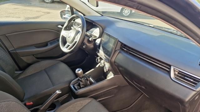 Renault Clio image 2