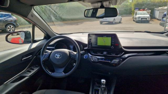 Toyota C-Hr image 8