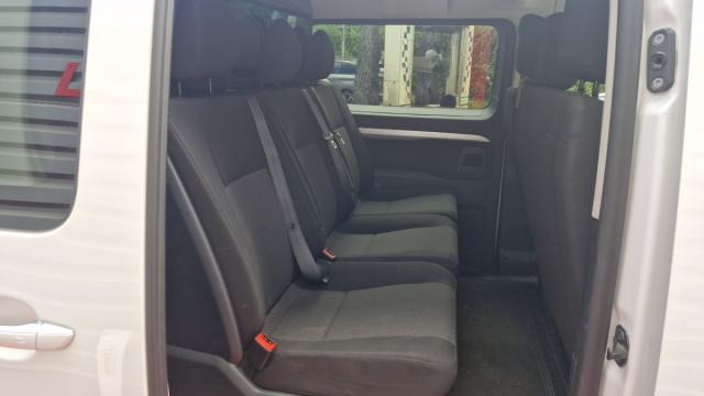 Peugeot Expert image 2