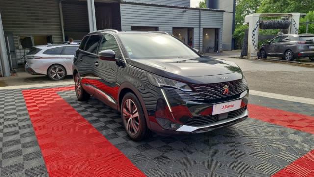 Peugeot 5008 image 2
