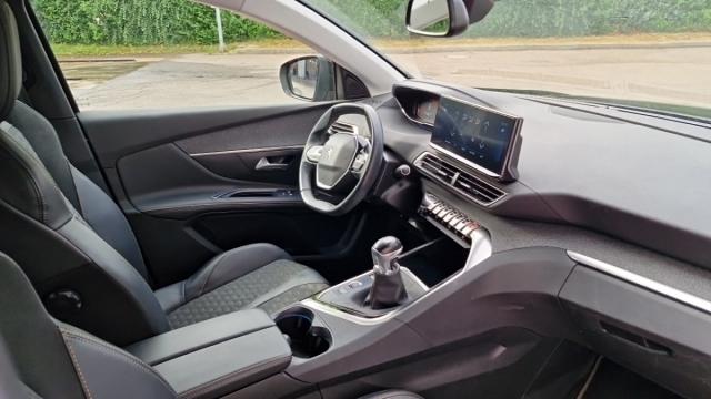 Peugeot 5008 image 6