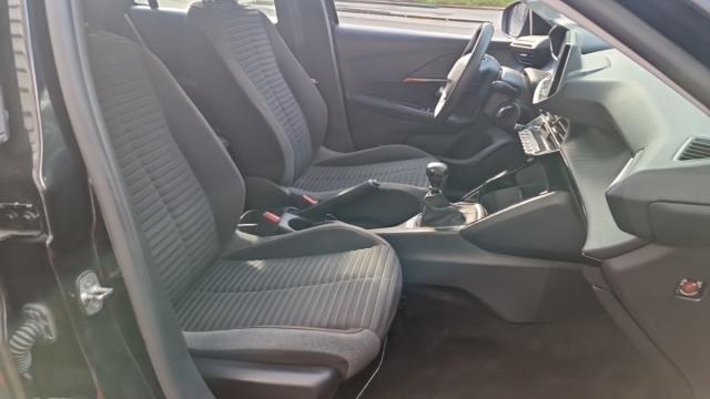 Peugeot 208 image 5