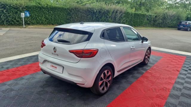 Renault Clio image 2
