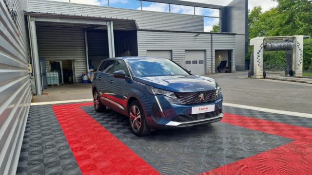 Peugeot 5008 image 2