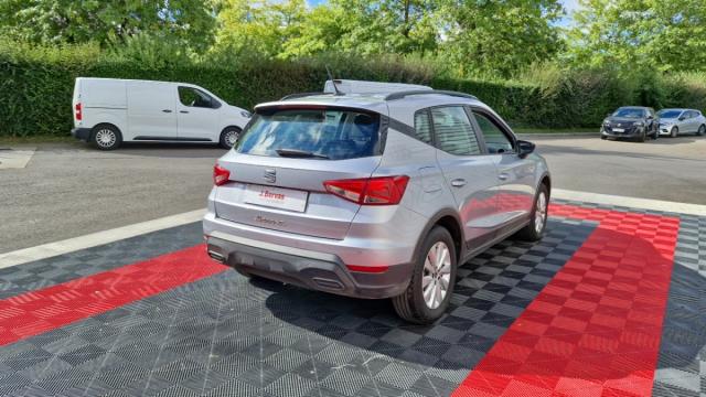 Seat Arona image 2