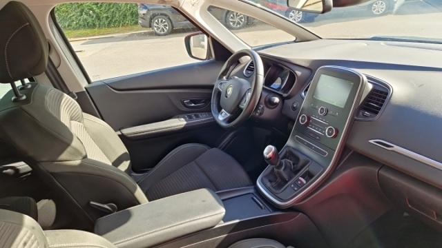 Renault Grand Scénic image 3