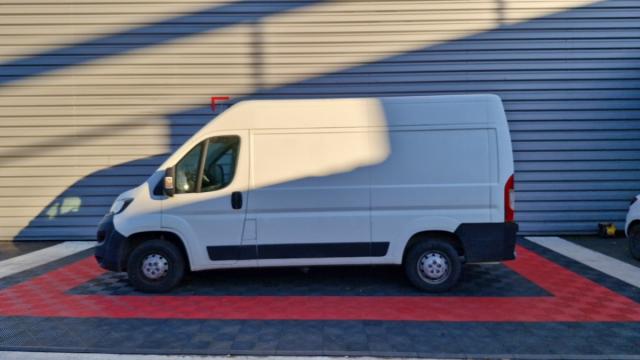 Peugeot Boxer image 8