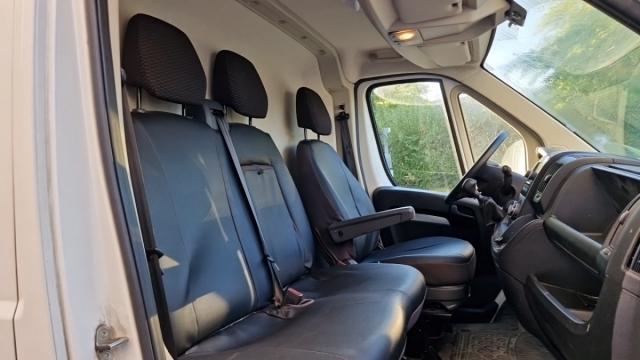 Peugeot Boxer image 3