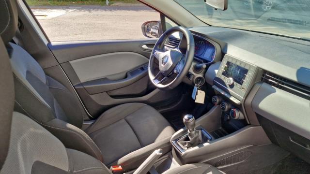 Renault Clio image 8