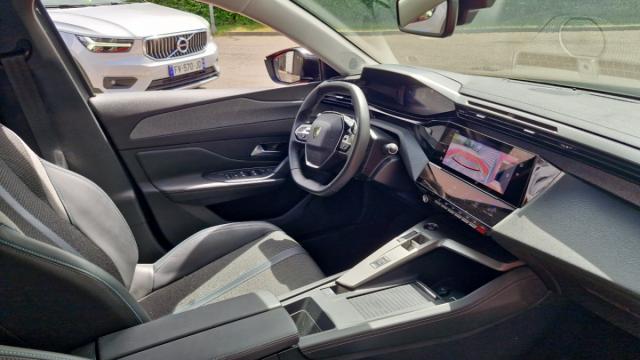 Peugeot 308 image 8