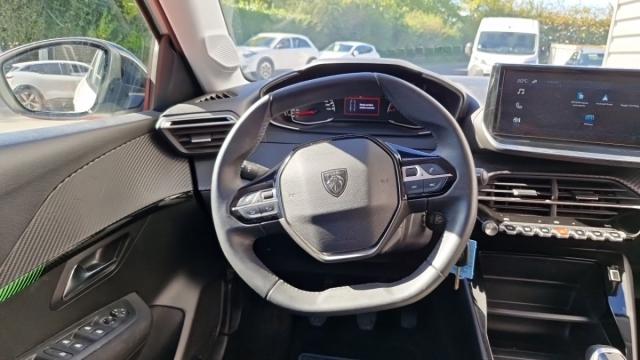 Peugeot 208 image 5