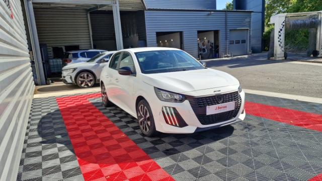 Peugeot 208 image 2