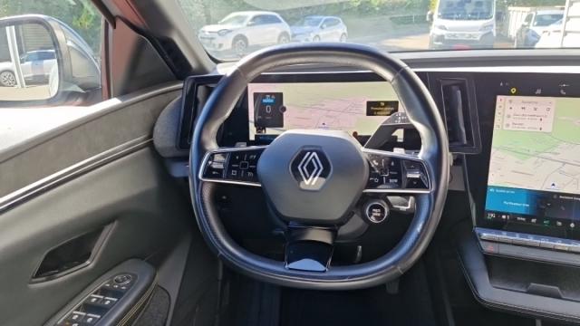 Renault Mégane E-Tech image 5