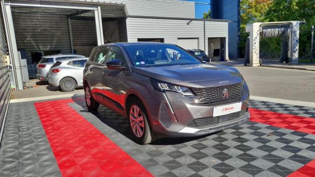 Peugeot 5008 image 1