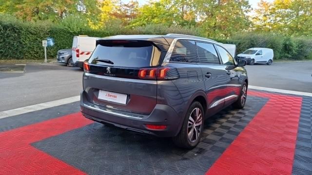 Peugeot 5008 image 4
