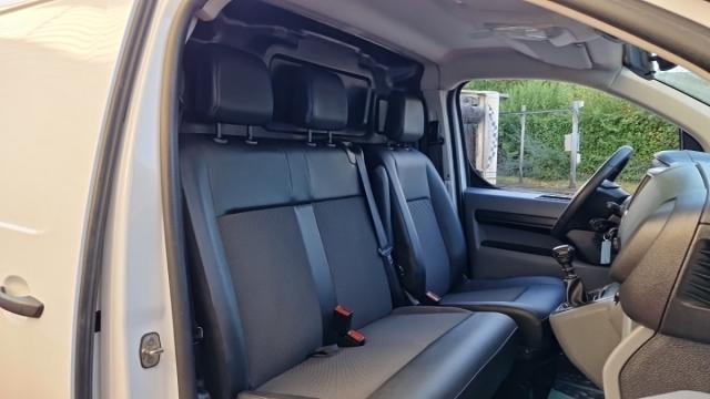 Citroen Jumpy image 2