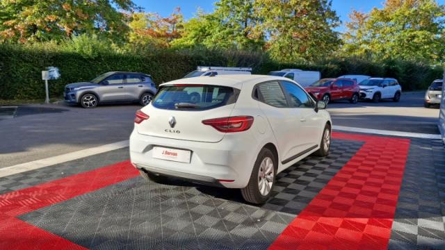 Renault Clio image 8