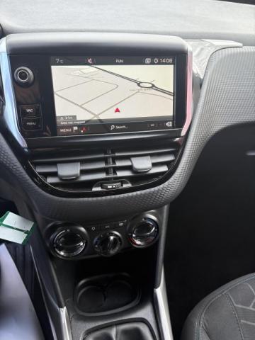Peugeot 2008 image 5