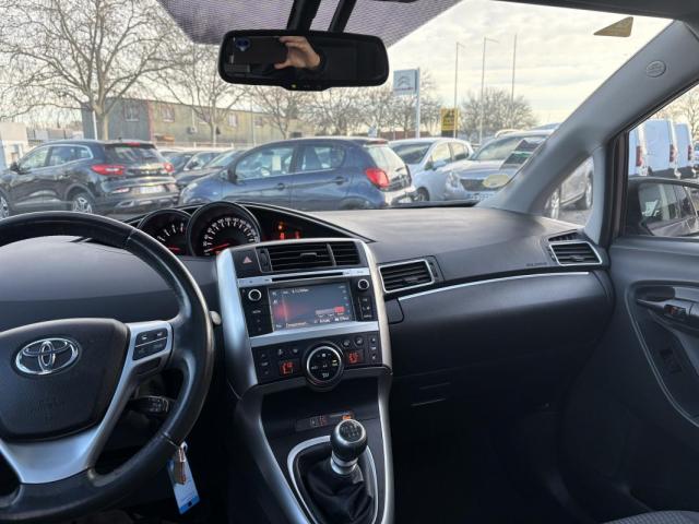 Toyota Verso image 4